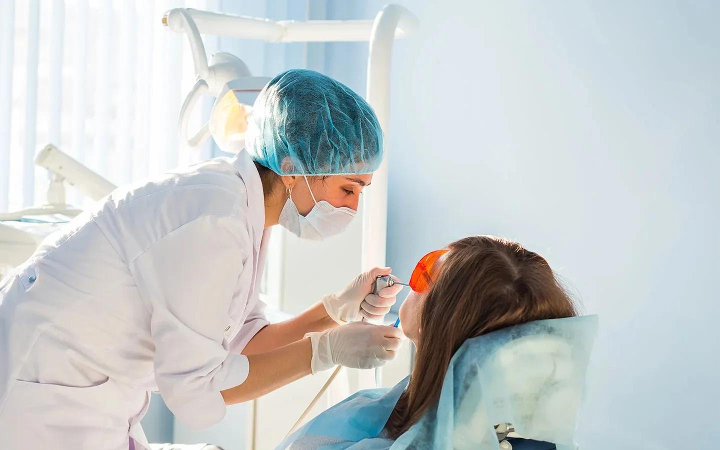 Choosing a Dental Clinic for Complete and Personalized Oral Care